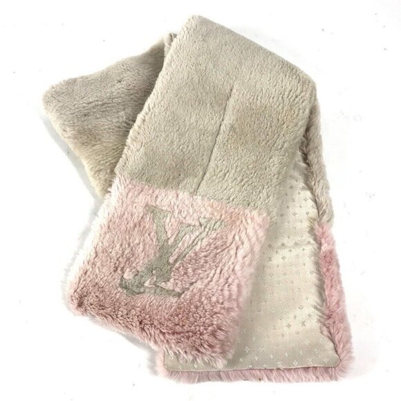 LOUIS VUITTON M70873 LV logo fur Echarpes LV in the city Tippet Scarf - Picture 1 of 11